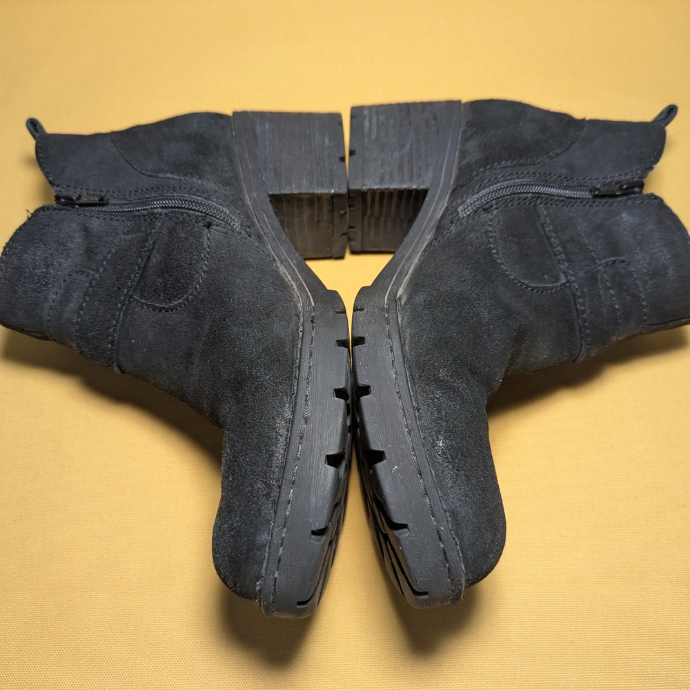 Born Black Suede Chukka Boots YTK Shoe Sale!!